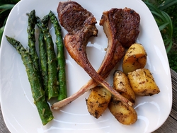 Entrée - Lamb Loin Chops Recipe with Roasted Potatoes