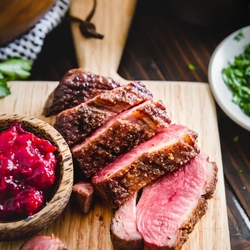How to cook duck breast in a cast iron skillet recipes - Main dishes