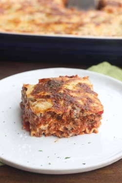 Classic italian lasagna recipe with ricotta cheese - Main course